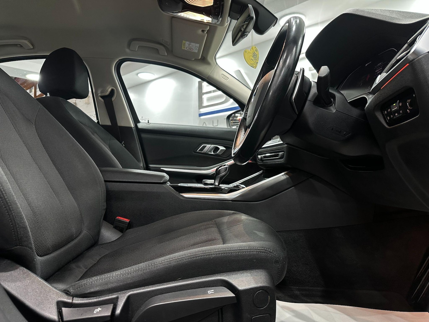 Used BMW 3 Series 2019 for sale - 76446543: Photo 24