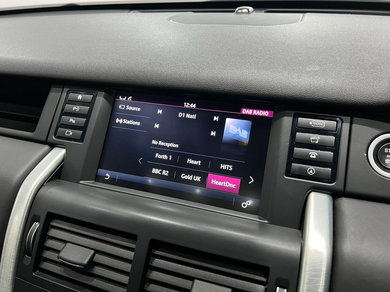 Used Land Rover Discovery Sport 2017 for sale - 76013605: Photo 43