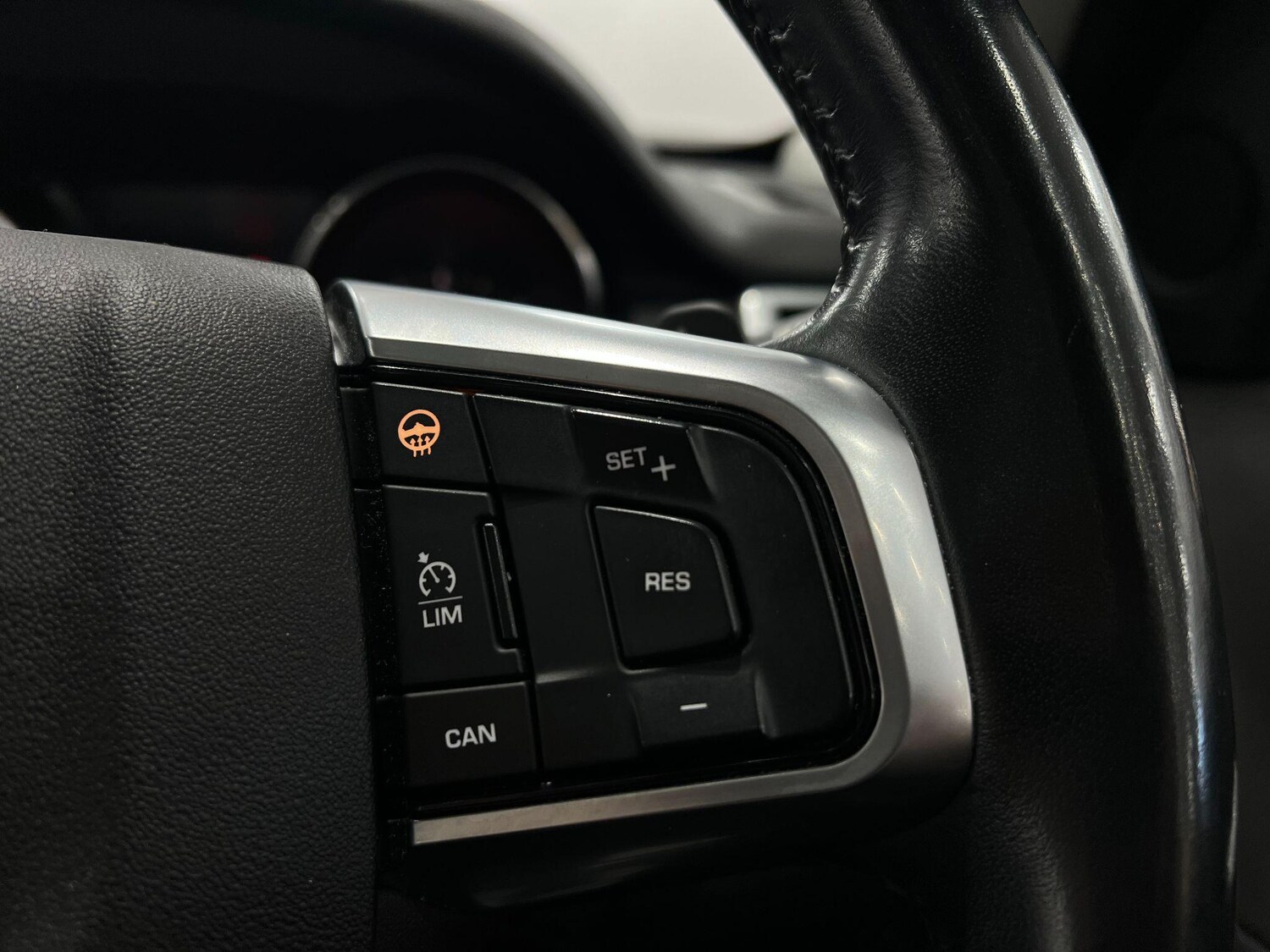 Used Land Rover Discovery Sport 2017 for sale - 76013605: Photo 51