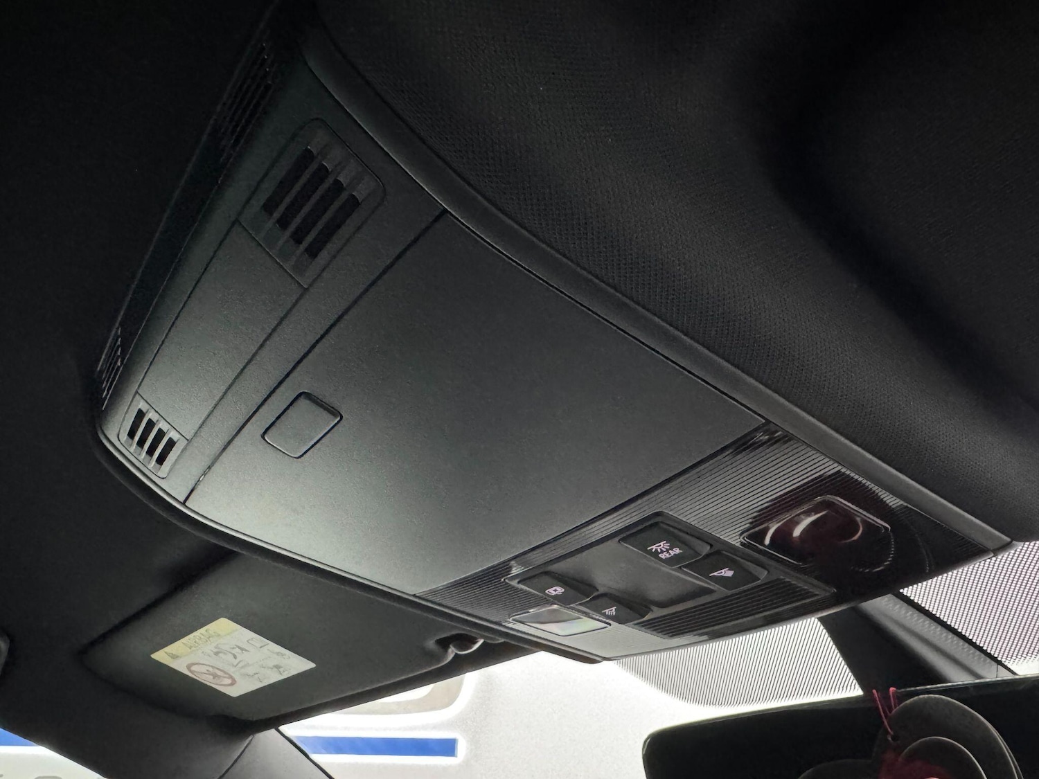 Used Volkswagen Golf 2016 for sale - 77101945: Photo 33