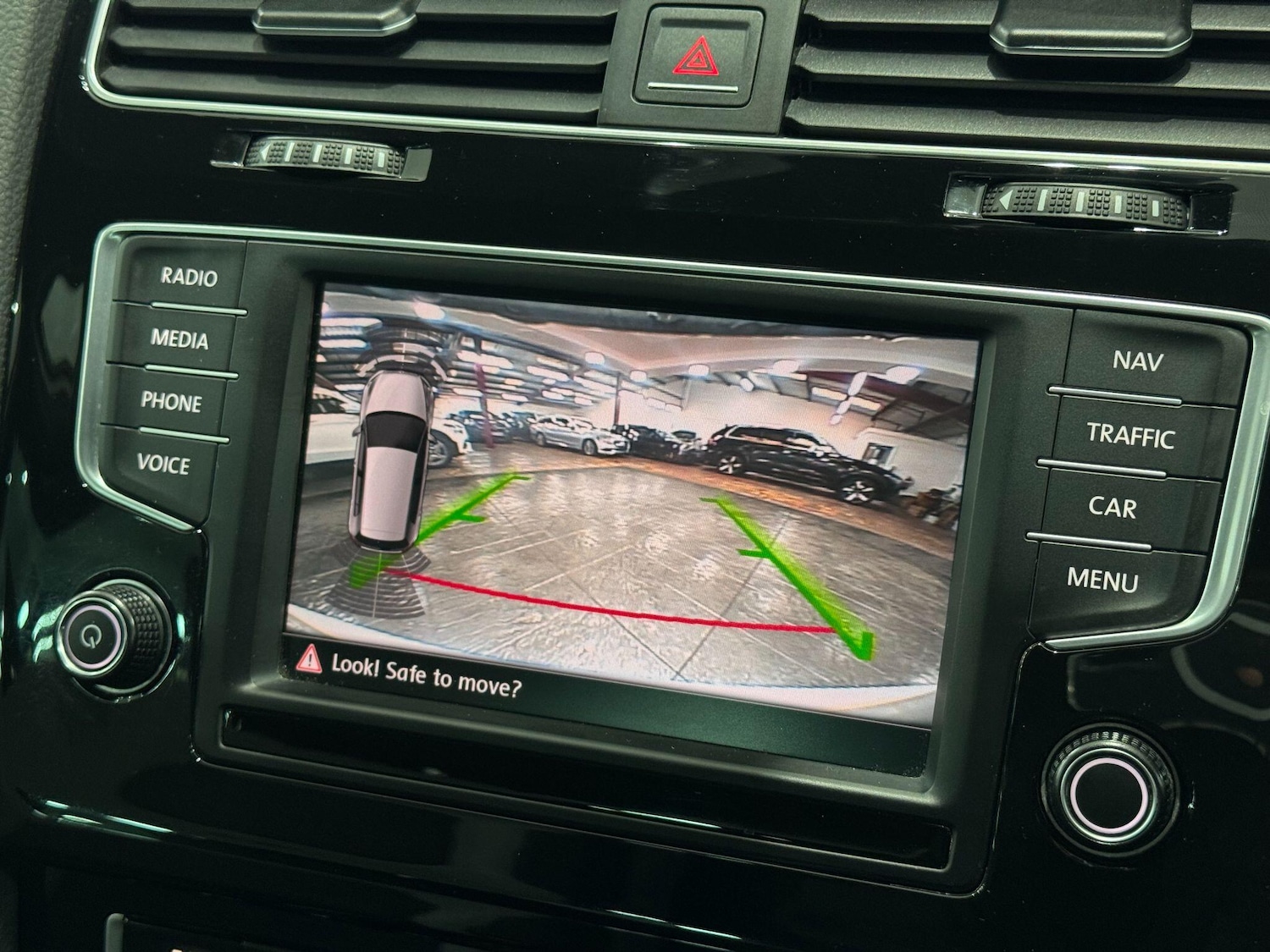 Used Volkswagen Golf 2016 for sale - 77101945: Photo 43