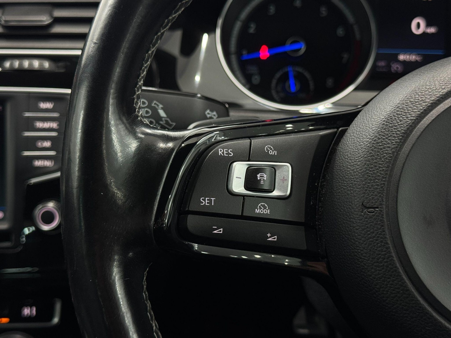 Used Volkswagen Golf 2016 for sale - 77101945: Photo 53