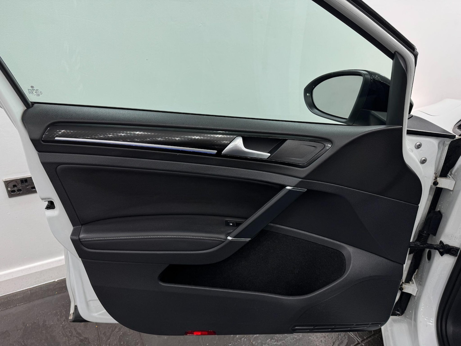 Used Volkswagen Golf 2016 for sale - 77101945: Photo 59