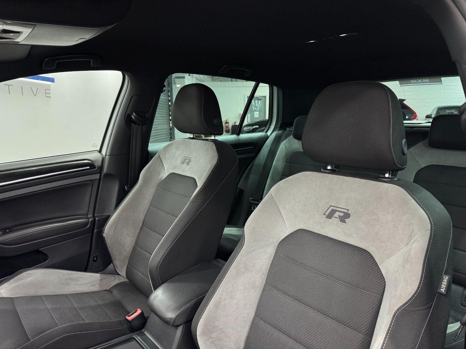 Used Volkswagen Golf 2016 for sale - 77101945: Photo 61