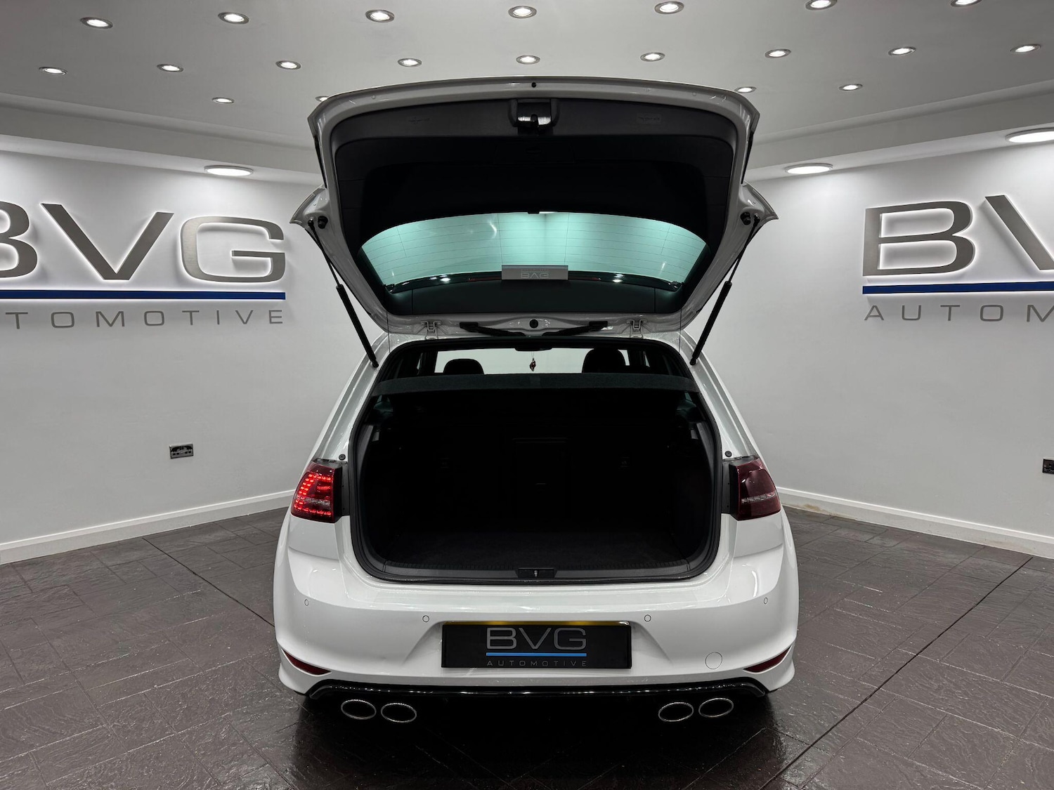 Used Volkswagen Golf 2016 for sale - 77101945: Photo 67