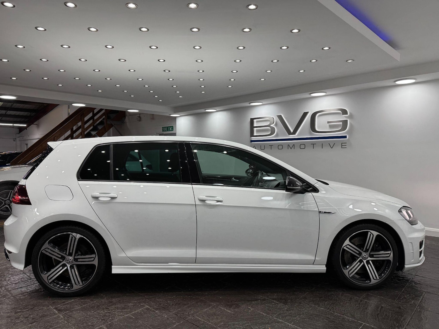 Used Volkswagen Golf 2016 for sale - 77101945: Photo 8
