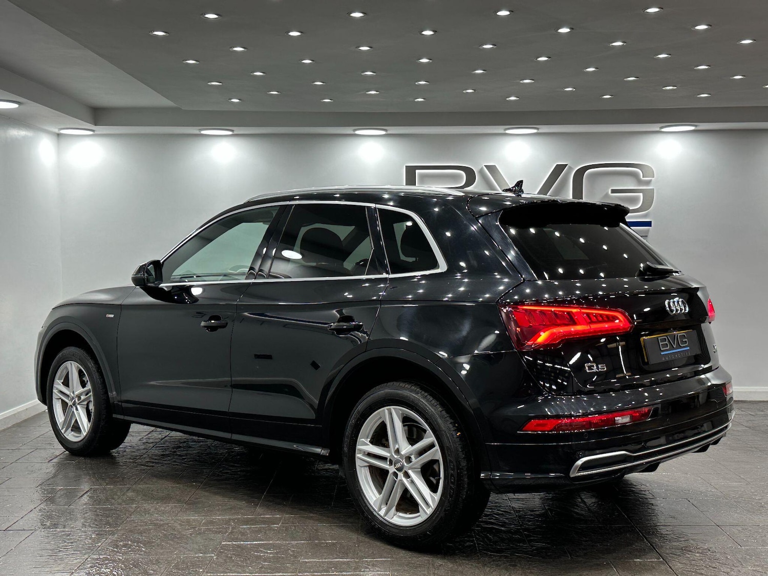 Used Audi Q5 2017 for sale - 76913083: Photo 12