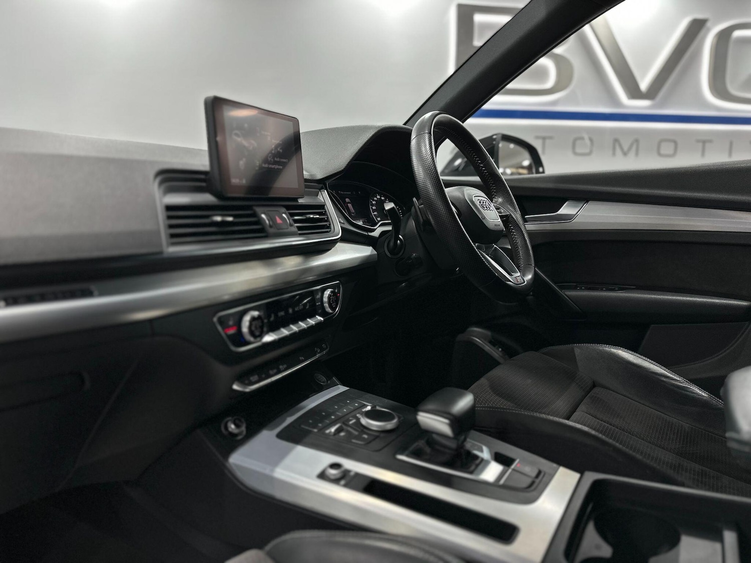 Used Audi Q5 2017 for sale - 76913083: Photo 52