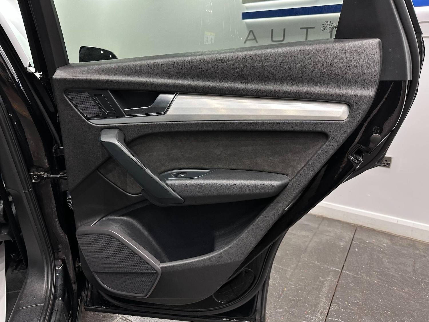 Used Audi Q5 2017 for sale - 76913083: Photo 58