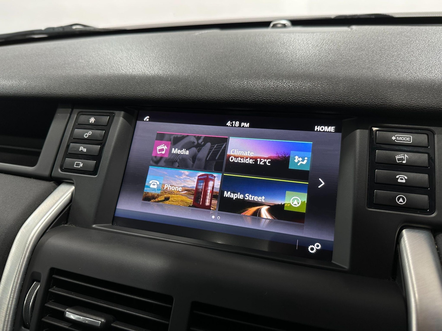 Used Land Rover Discovery Sport 2018 for sale - 76398727: Photo 36