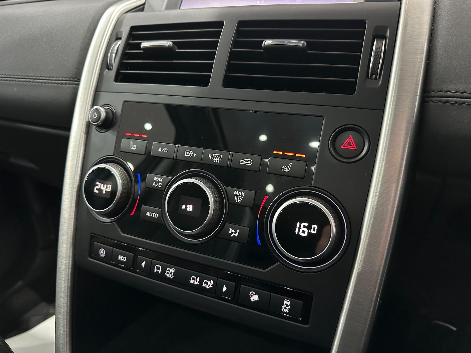 Used Land Rover Discovery Sport 2018 for sale - 76398727: Photo 44