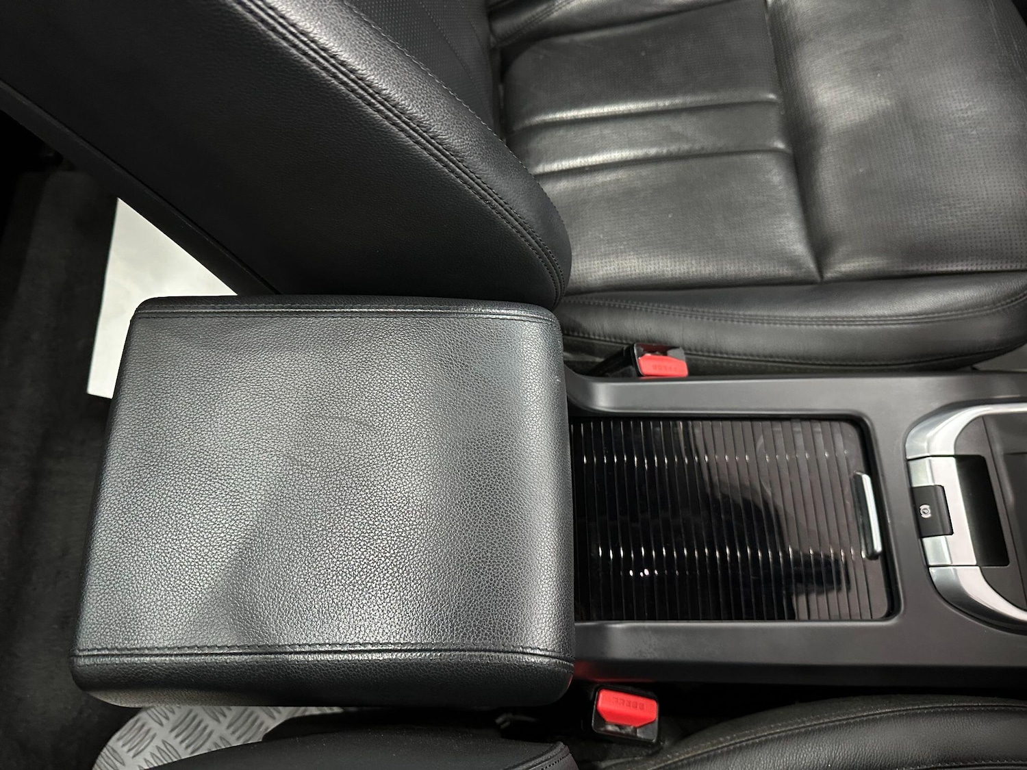 Used Land Rover Discovery Sport 2018 for sale - 76398727: Photo 46