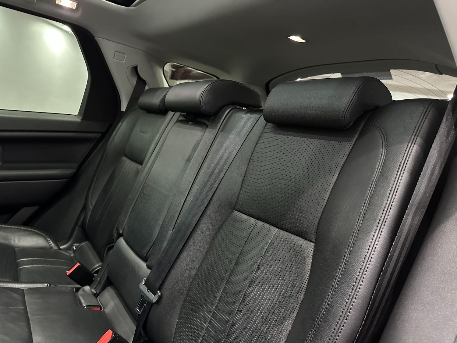 Used Land Rover Discovery Sport 2018 for sale - 76398727: Photo 55