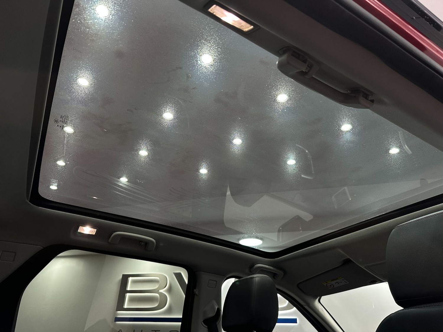 Used Land Rover Discovery Sport 2018 for sale - 76398727: Photo 60