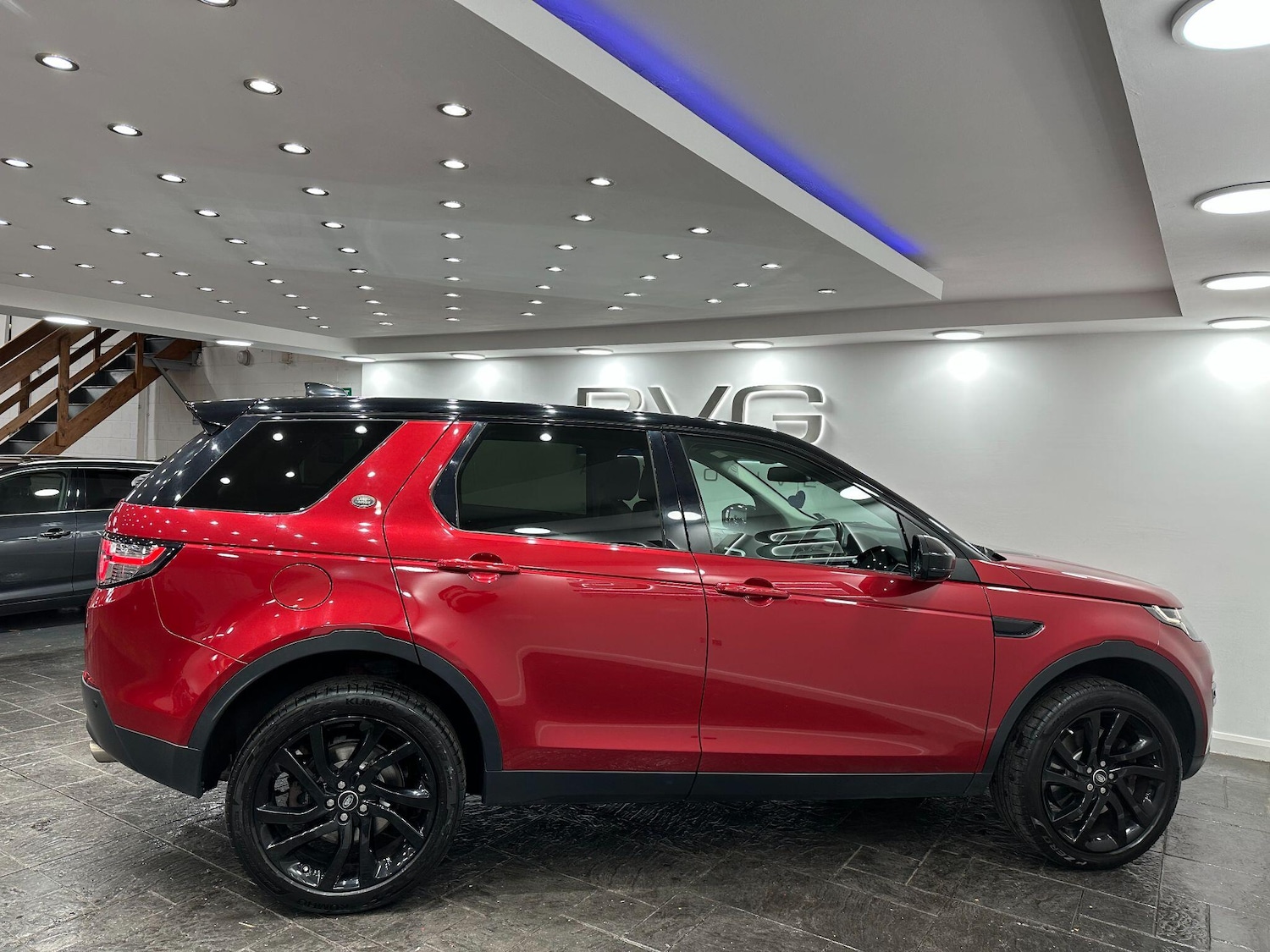 Used Land Rover Discovery Sport 2018 for sale - 76398727: Photo 9