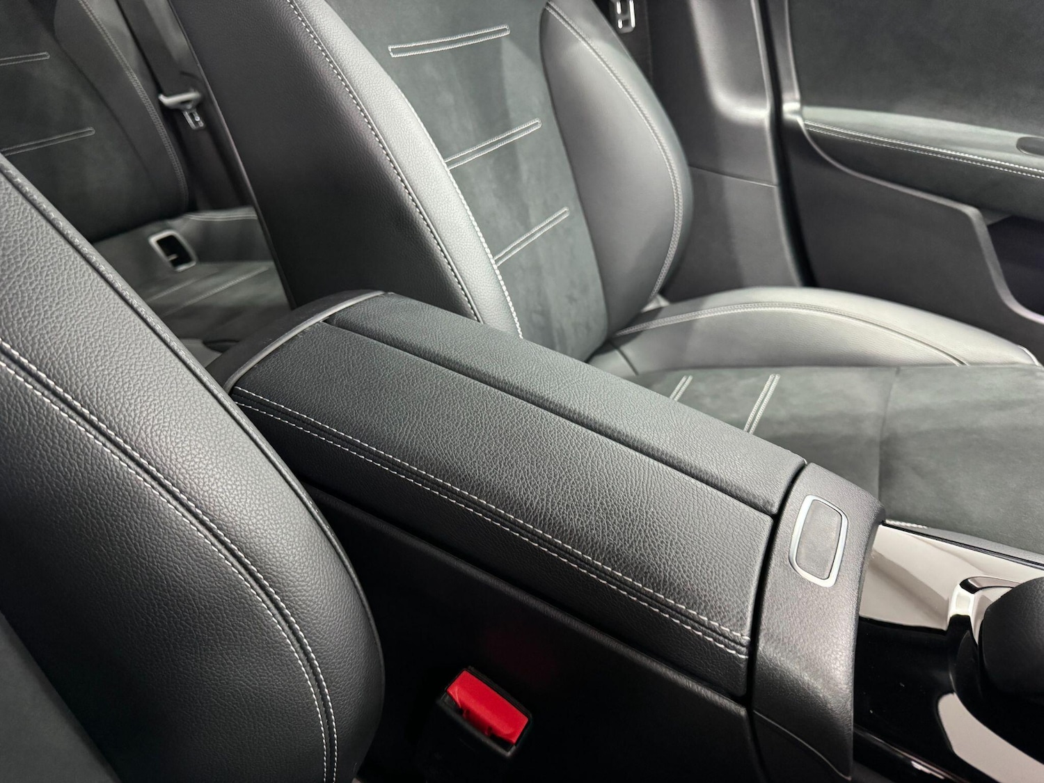 Used Mercedes-Benz A-Class 2022 for sale - 77267718: Photo 40