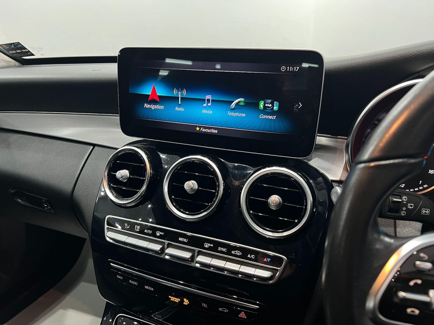 Used Mercedes-Benz C Class 2019 for sale - 76620363: Photo 25