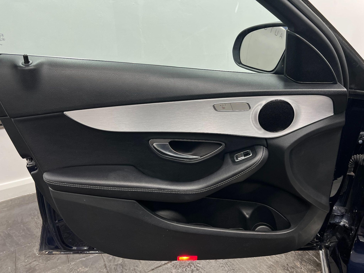 Used Mercedes-Benz C Class 2019 for sale - 76620363: Photo 40