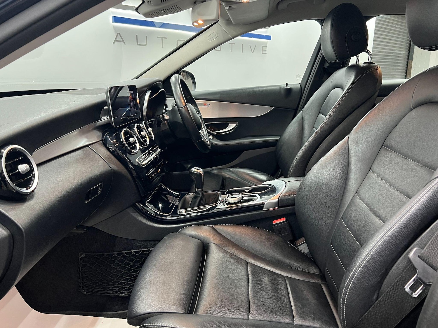 Used Mercedes-Benz C Class 2019 for sale - 76620363: Photo 43