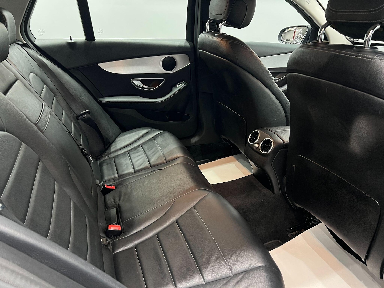 Used Mercedes-Benz C Class 2019 for sale - 76620363: Photo 50