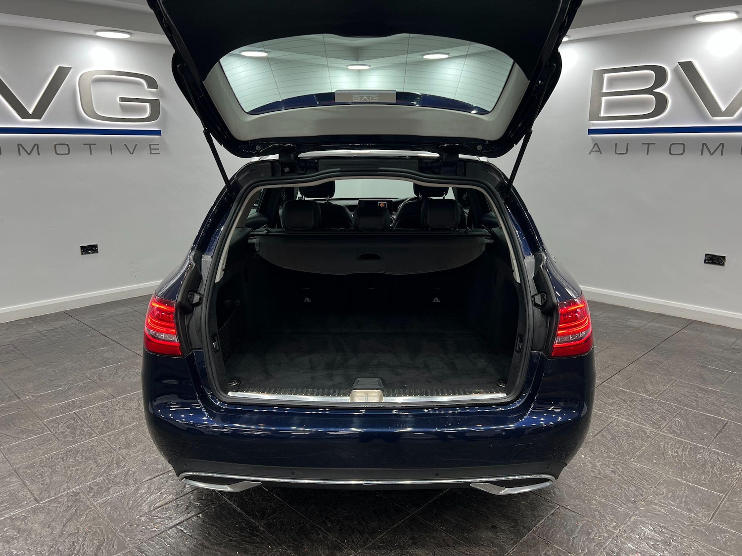 Used Mercedes-Benz C Class 2019 for sale - 76620363: Photo 54