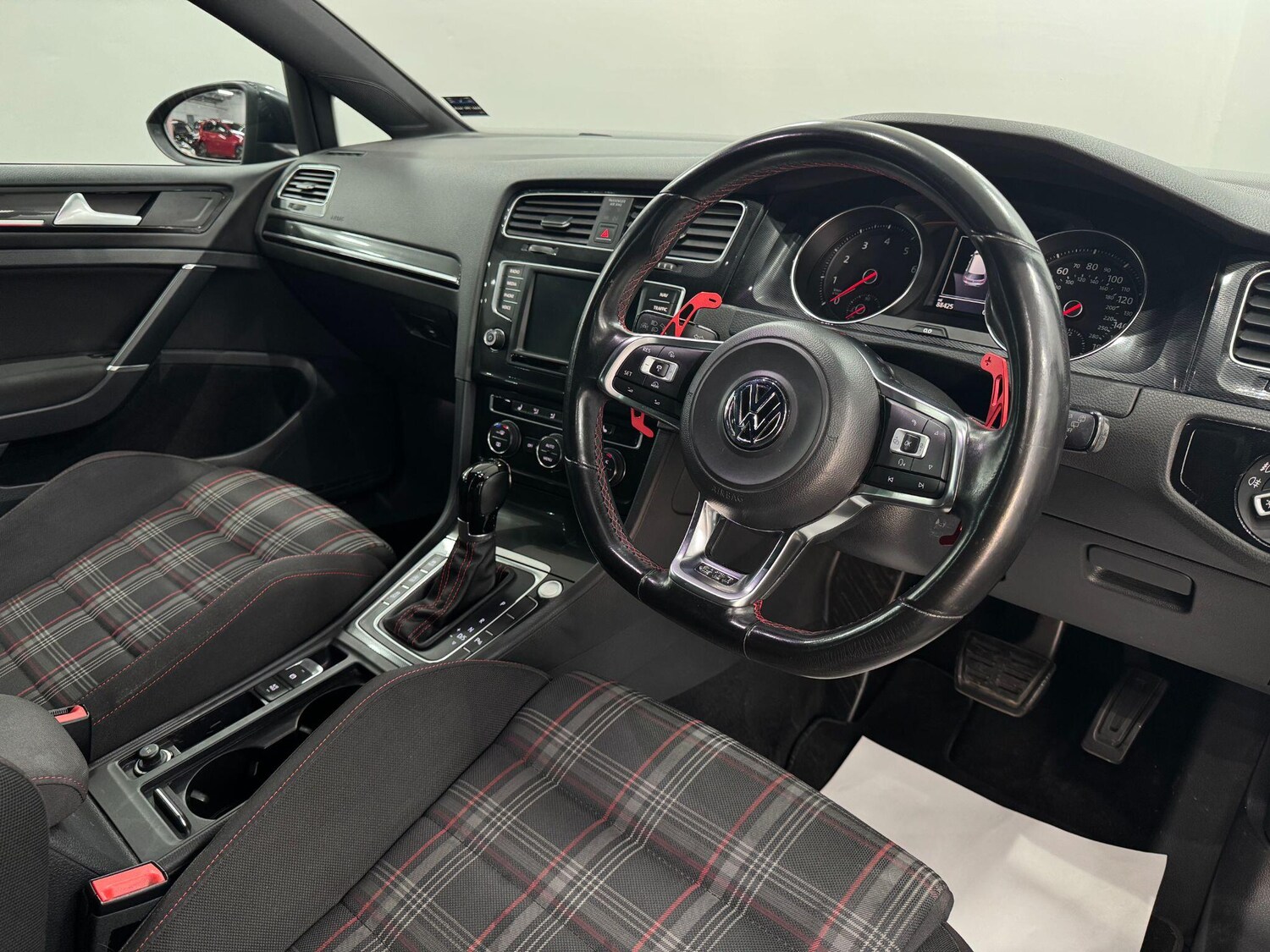 Used Volkswagen Golf 2016 for sale - 77940398: Photo 22