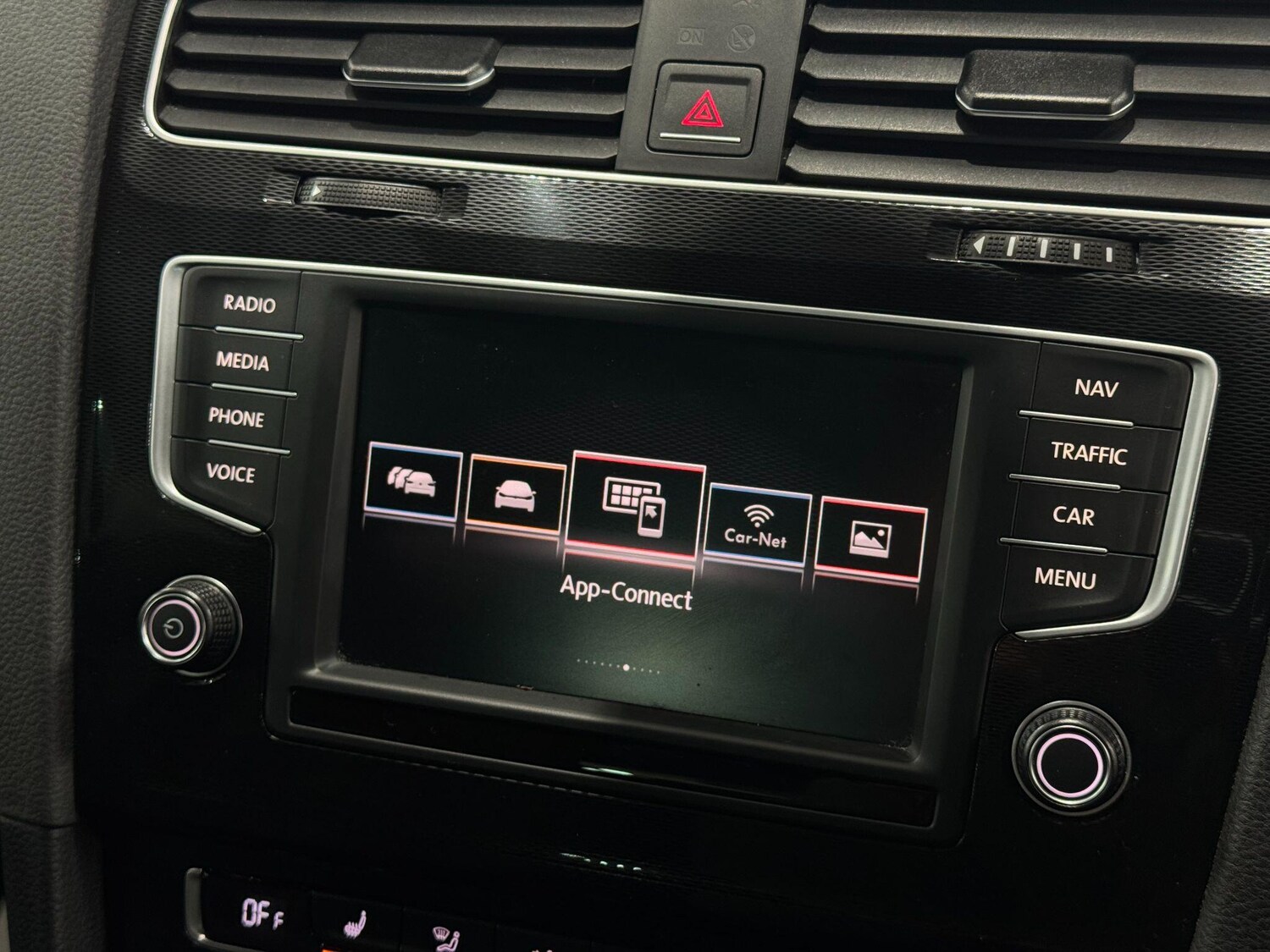 Used Volkswagen Golf 2016 for sale - 77940398: Photo 32