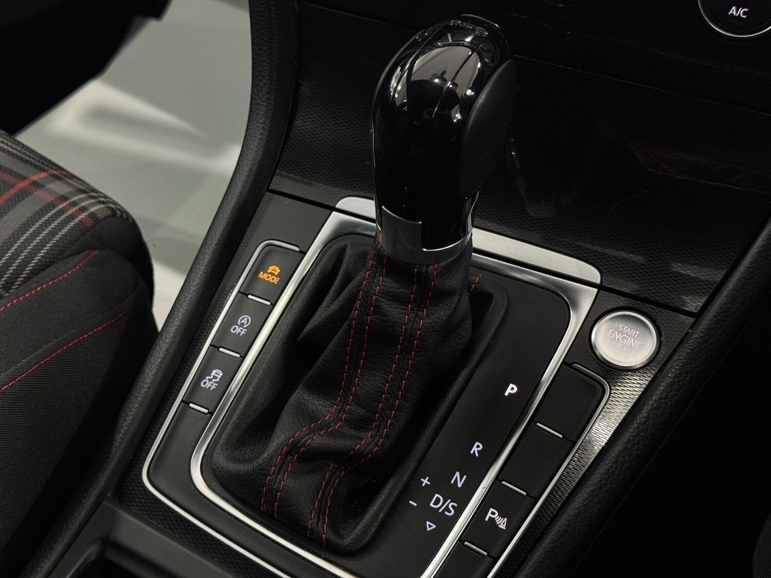 Used Volkswagen Golf 2016 for sale - 77940398: Photo 37