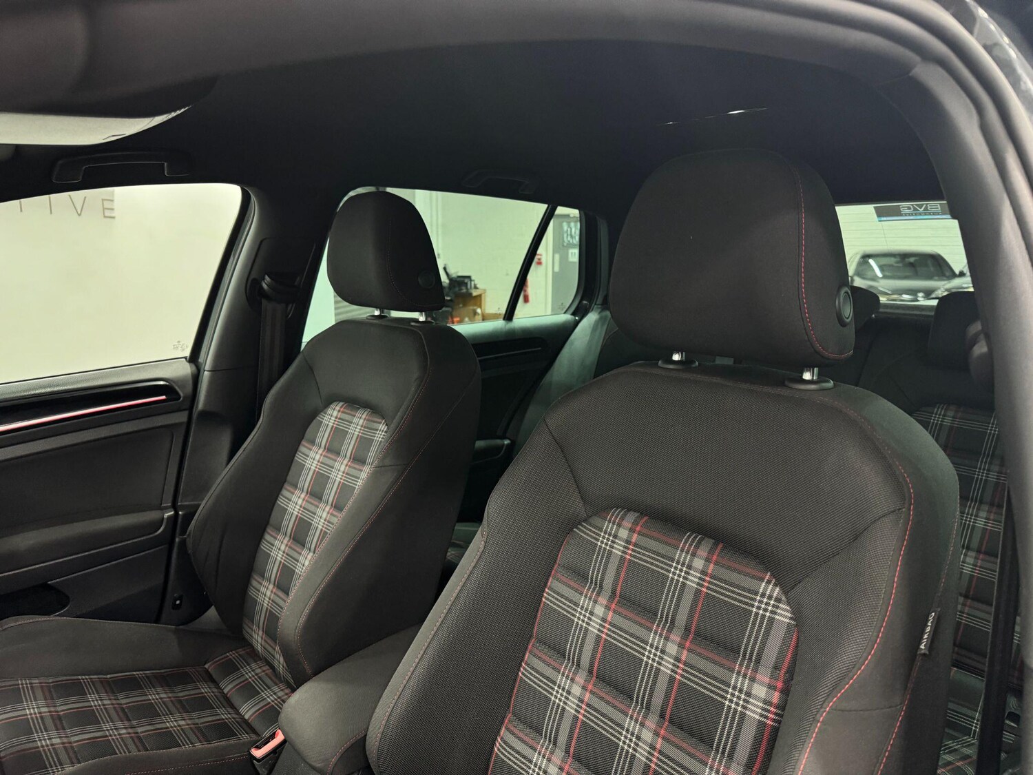 Used Volkswagen Golf 2016 for sale - 77940398: Photo 48