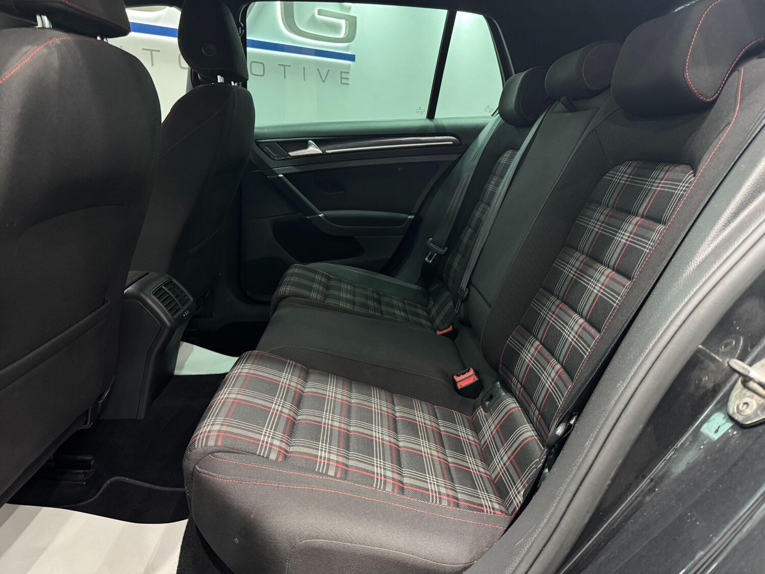 Used Volkswagen Golf 2016 for sale - 77940398: Photo 50