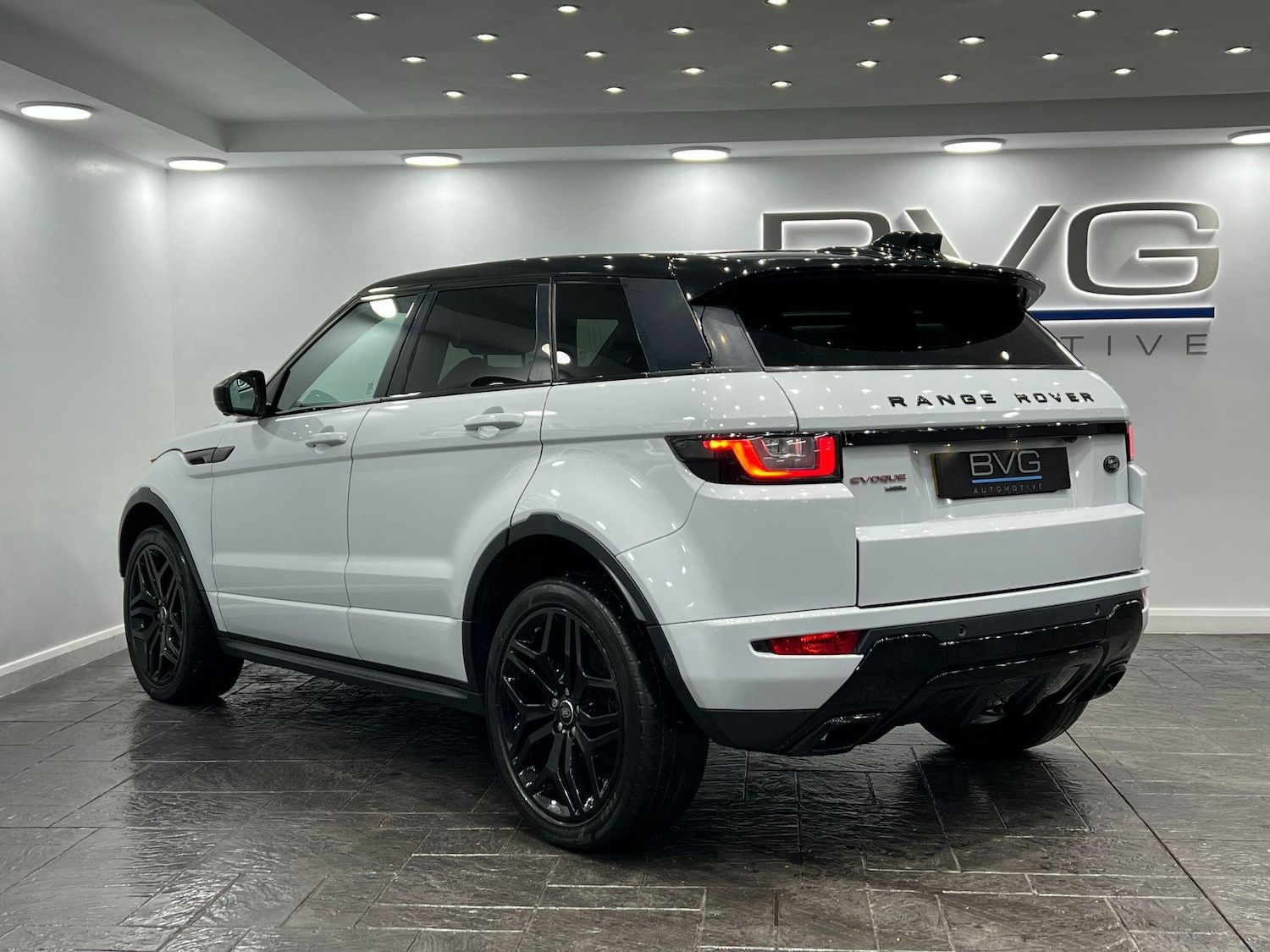 Used Land Rover Range Rover Evoque 2016 for sale - 76422628: Photo 4