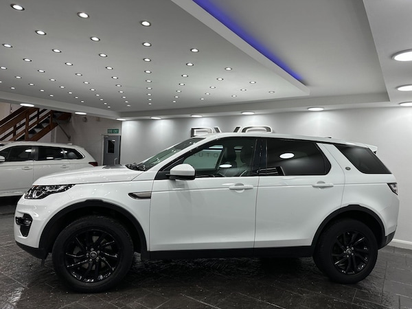Used Land Rover Discovery Sport 2017 for sale - 76226393: Photo 8