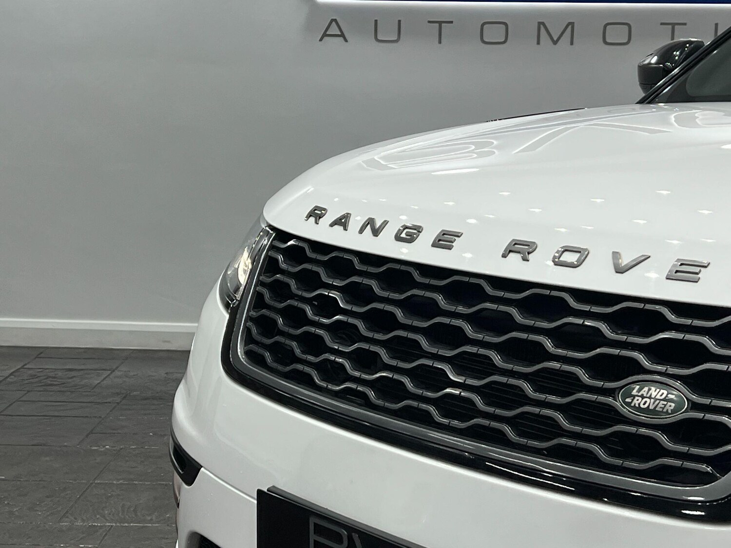Used Land Rover Range Rover Velar 2018 for sale - 76607067: Photo 15