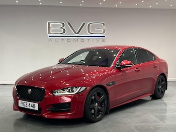 Used Jaguar XE 2017 for sale - 76431798: Photo