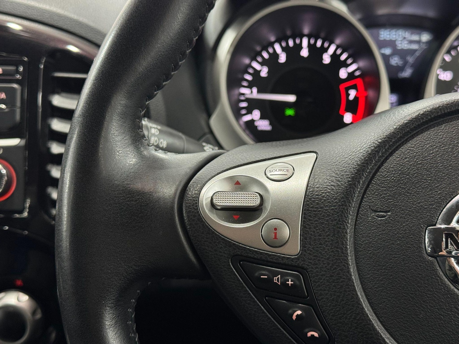 Used Nissan Juke 2019 for sale - 77769028: Photo 40