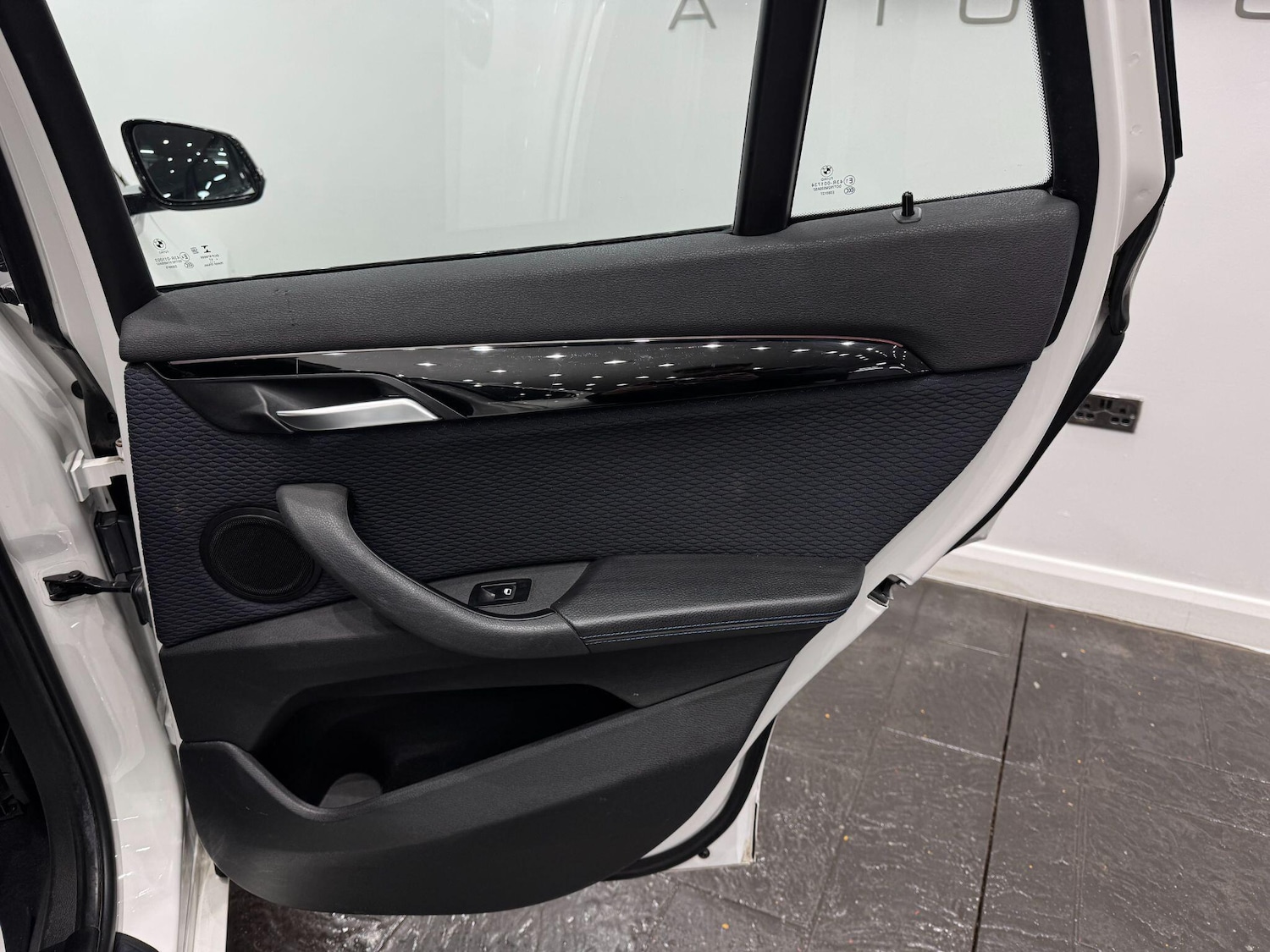 Used BMW X1 2017 for sale - 77120773: Photo 61