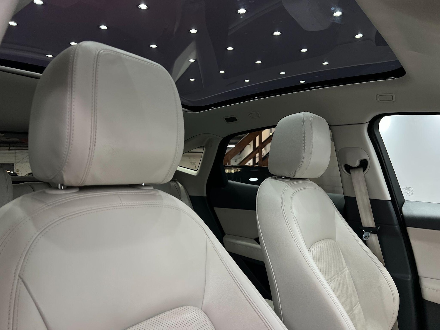 Used Jaguar E-Pace 2019 for sale - 76032666: Photo 27