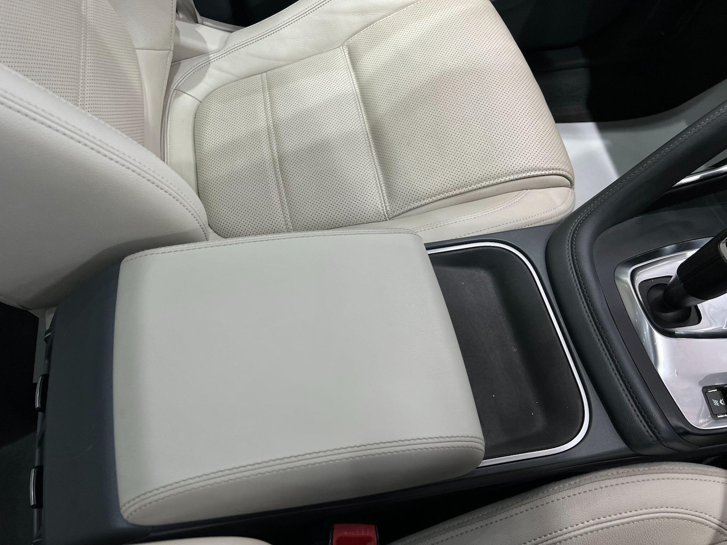 Used Jaguar E-Pace 2019 for sale - 76032666: Photo 34