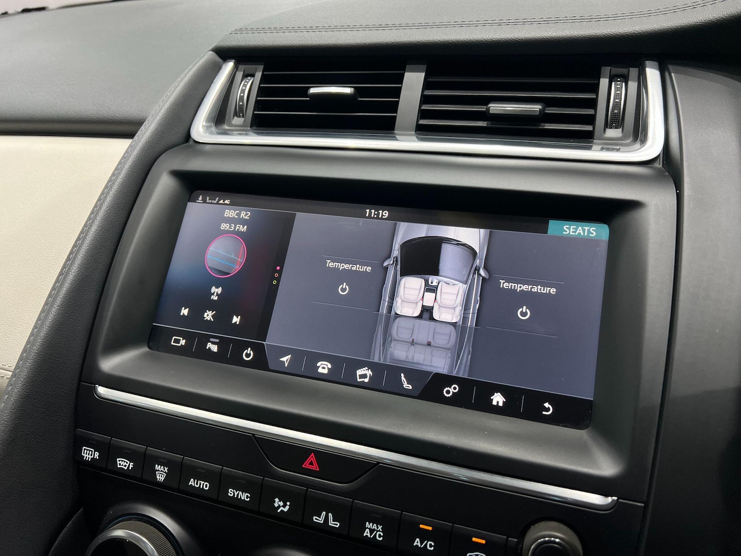 Used Jaguar E-Pace 2019 for sale - 76032666: Photo 40