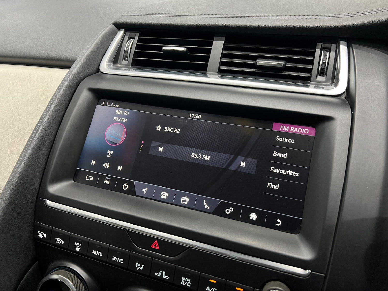 Used Jaguar E-Pace 2019 for sale - 76032666: Photo 42