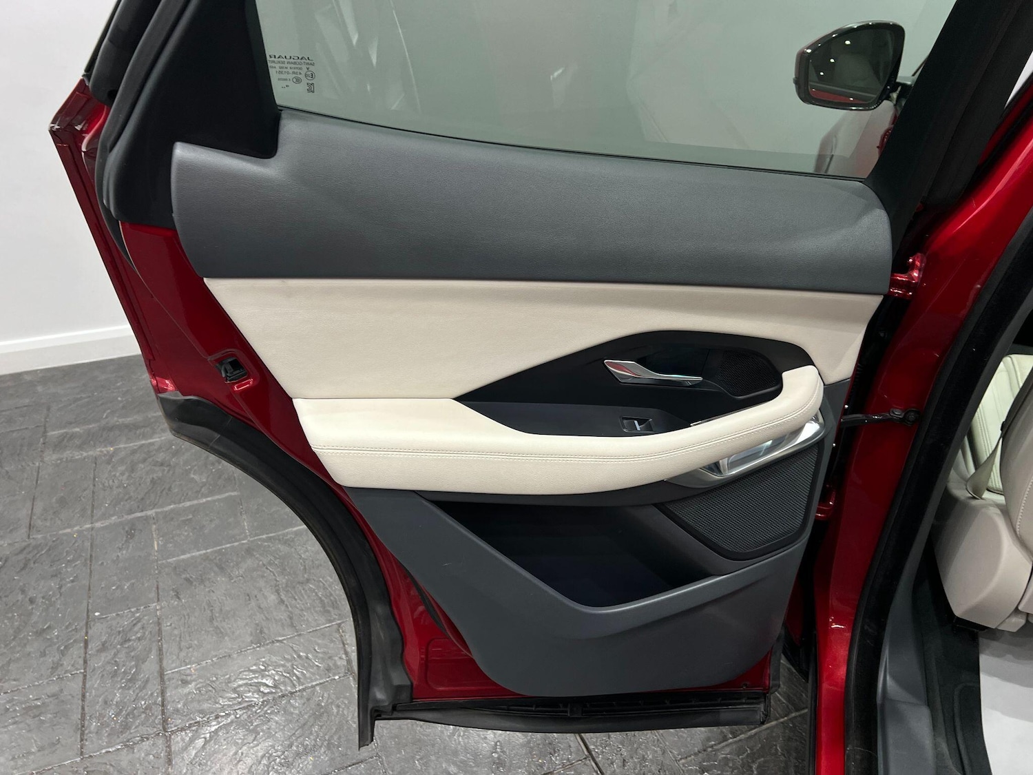 Used Jaguar E-Pace 2019 for sale - 76032666: Photo 62