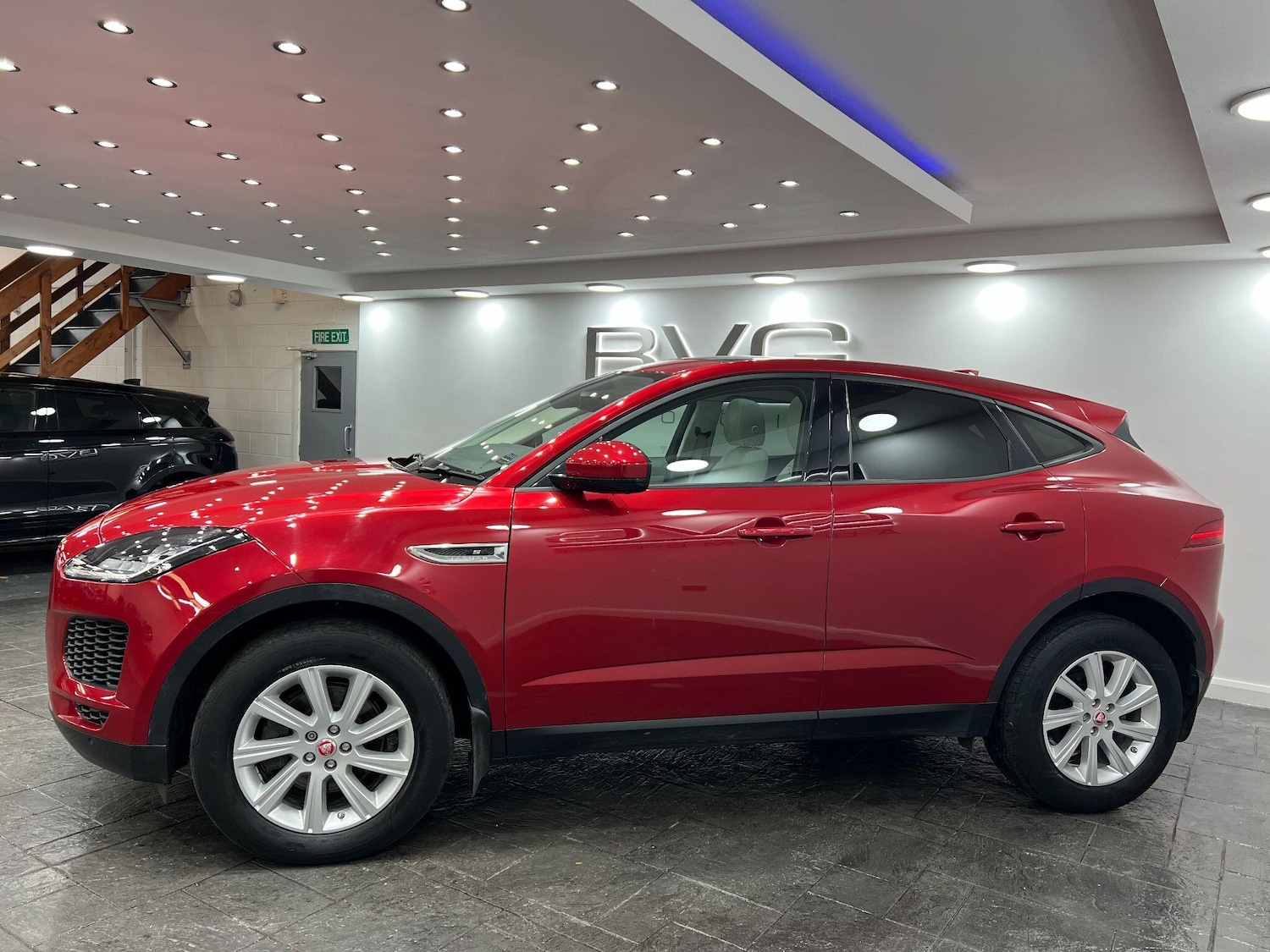 Used Jaguar E-Pace 2019 for sale - 76032666: Photo 7