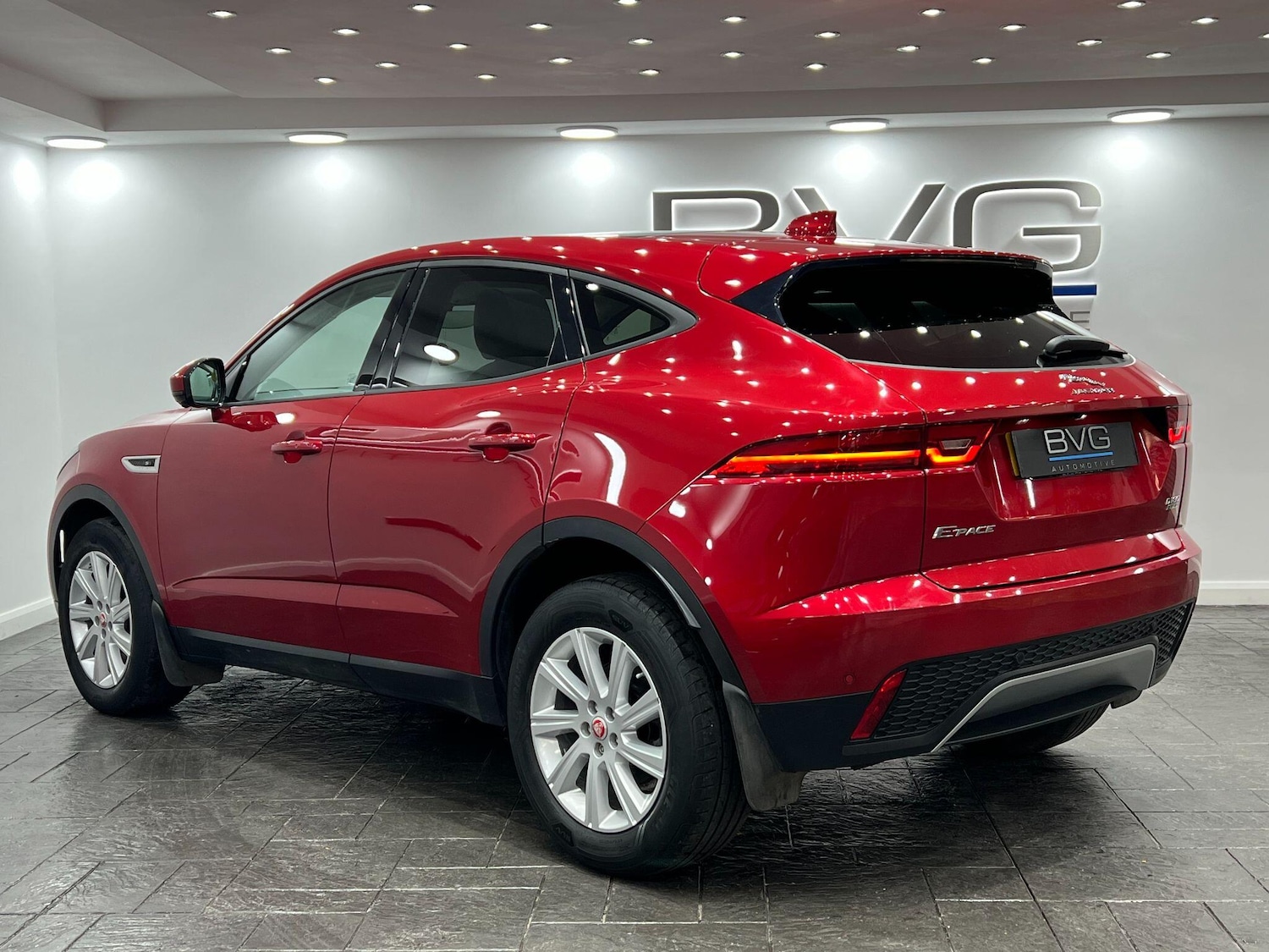 Used Jaguar E-Pace 2019 for sale - 76032666: Photo 9