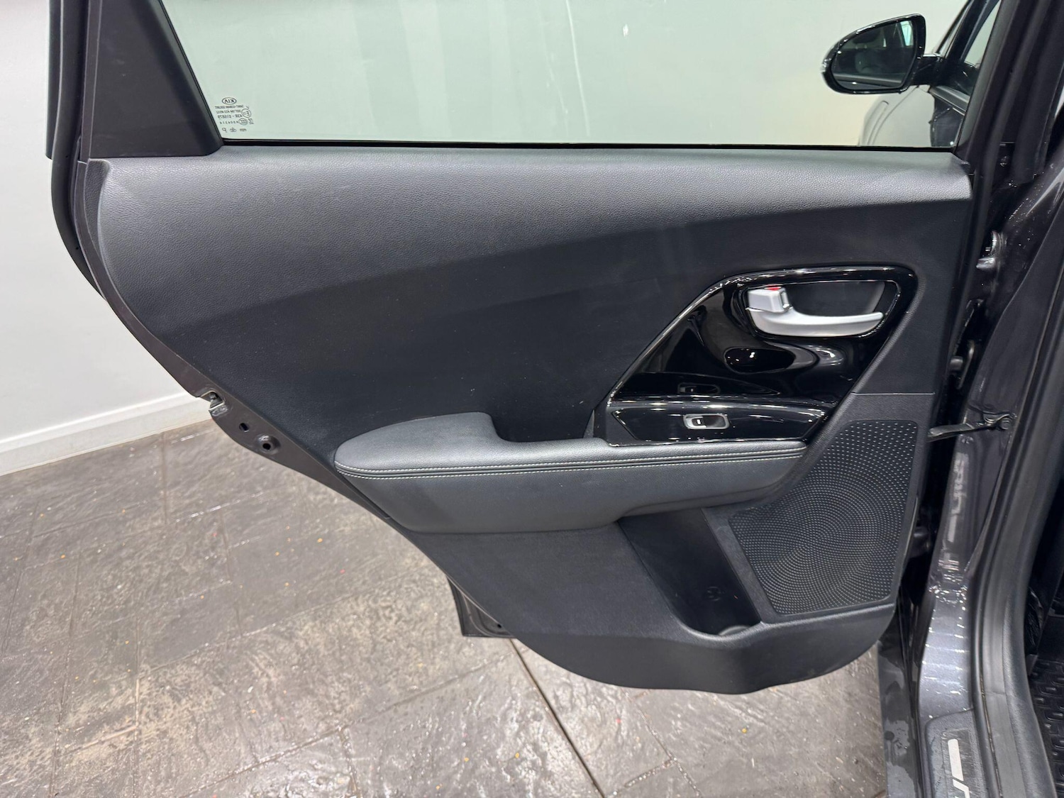 Used Kia Niro 2017 for sale - 77683348: Photo 51