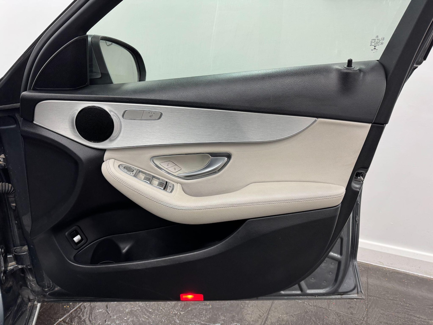 Used Mercedes-Benz C Class 2018 for sale - 77143699: Photo 26