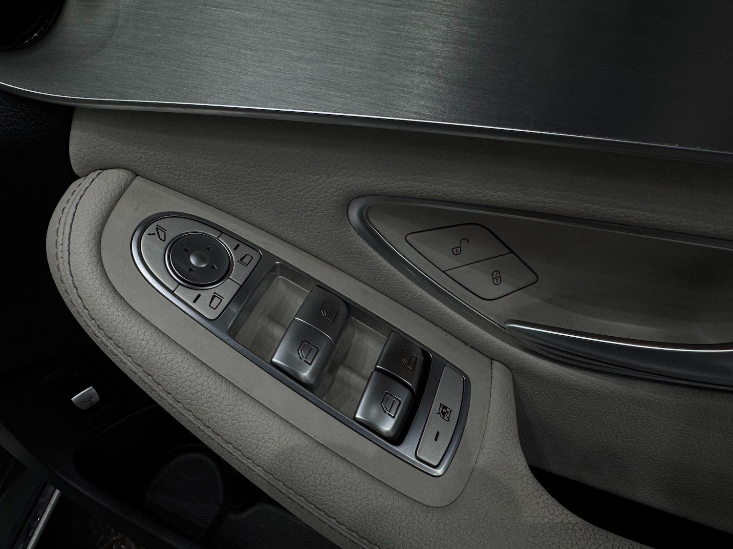 Used Mercedes-Benz C Class 2018 for sale - 77143699: Photo 27