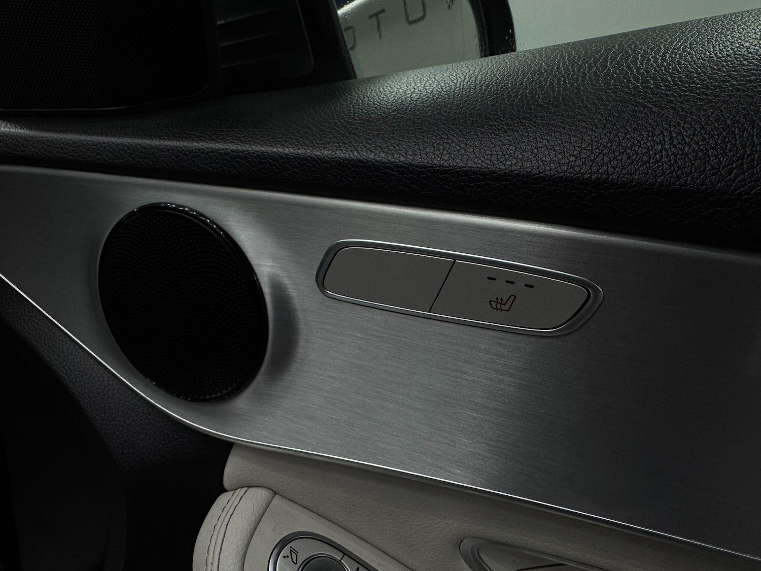 Used Mercedes-Benz C Class 2018 for sale - 77143699: Photo 28