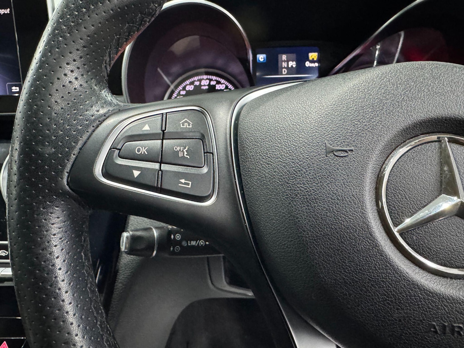 Used Mercedes-Benz C Class 2018 for sale - 77143699: Photo 39