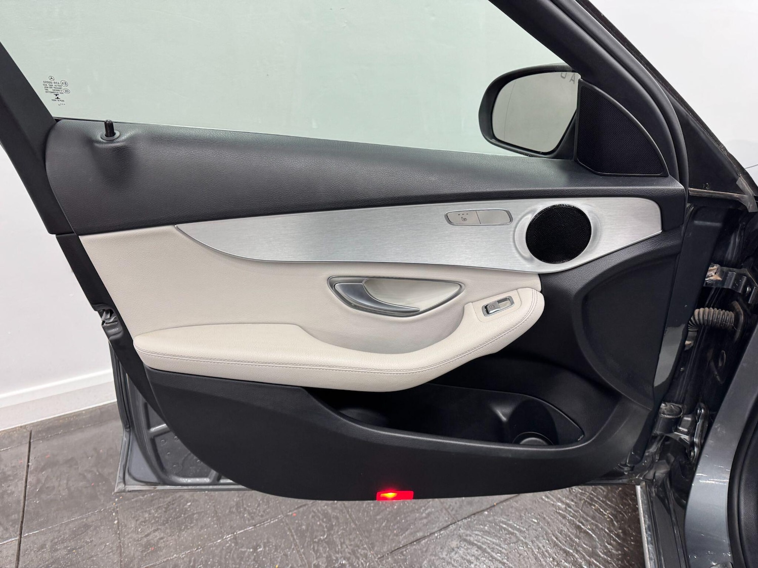 Used Mercedes-Benz C Class 2018 for sale - 77143699: Photo 45