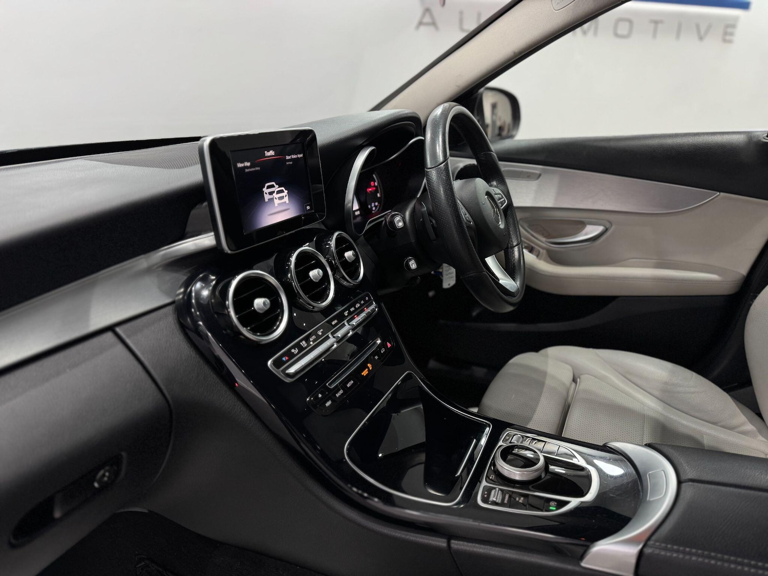 Used Mercedes-Benz C Class 2018 for sale - 77143699: Photo 47